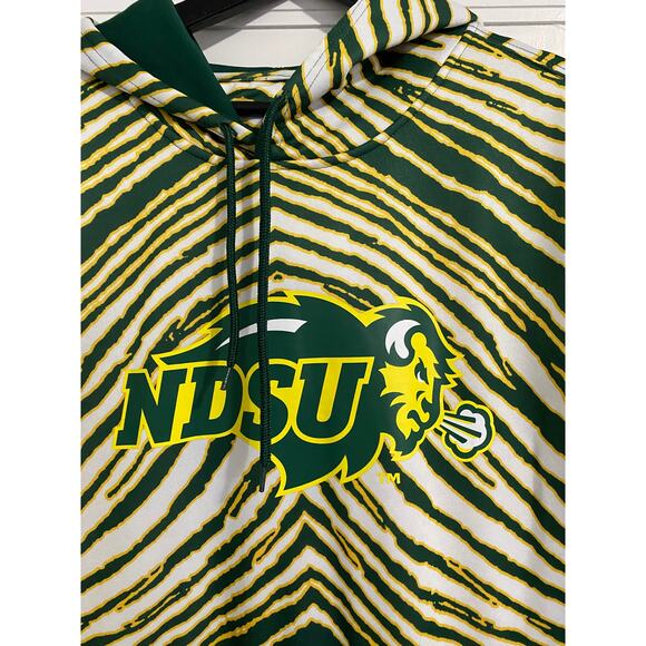 NDSU Bison Green and White Zebra Print Hoodie Size XXL - Picture 2 of 5